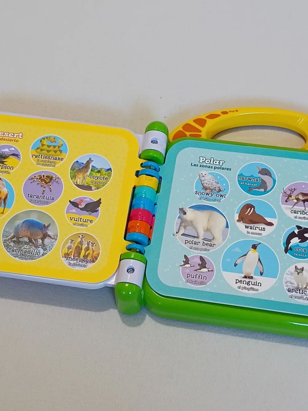 LeapFrog 100 Animals Book - Bilingual English/Spanish Interactive Toy